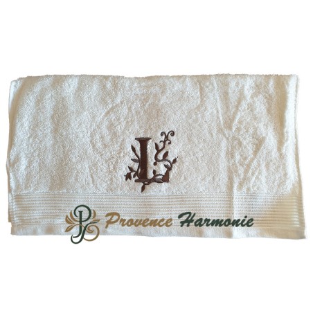 Serviette de toilette brodée lettre L
