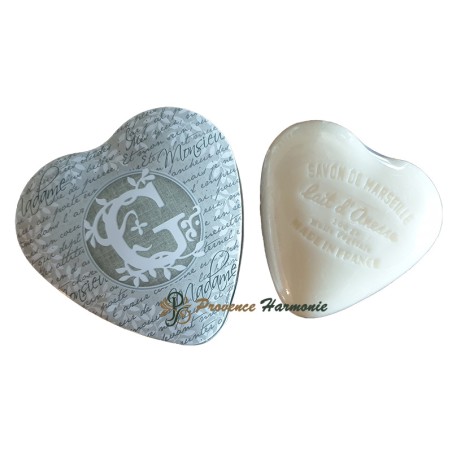 Scatola decorativa a cuore con lettera G e sapone al latte d’asina