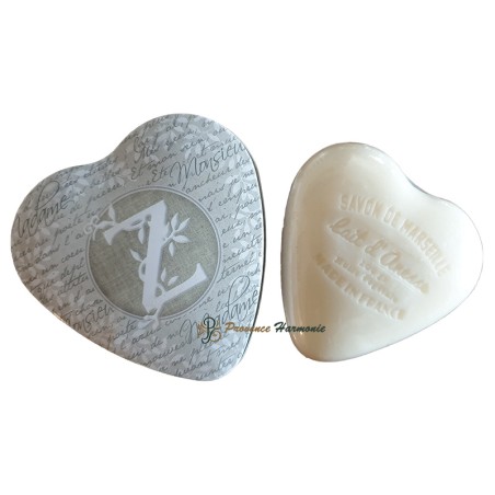 Scatola decorativa a cuore con lettera Z e sapone al latte d’asina